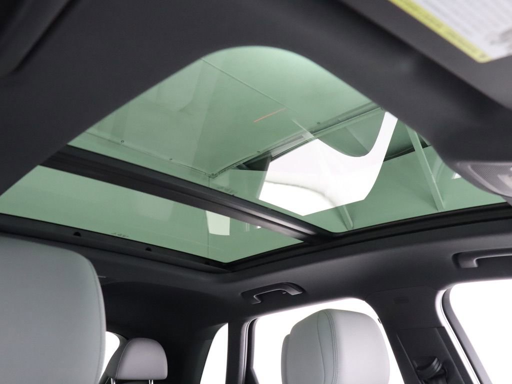 Used 2021 Audi Q3 2.0T Premium Plus w/ Premium Plus Package image 31