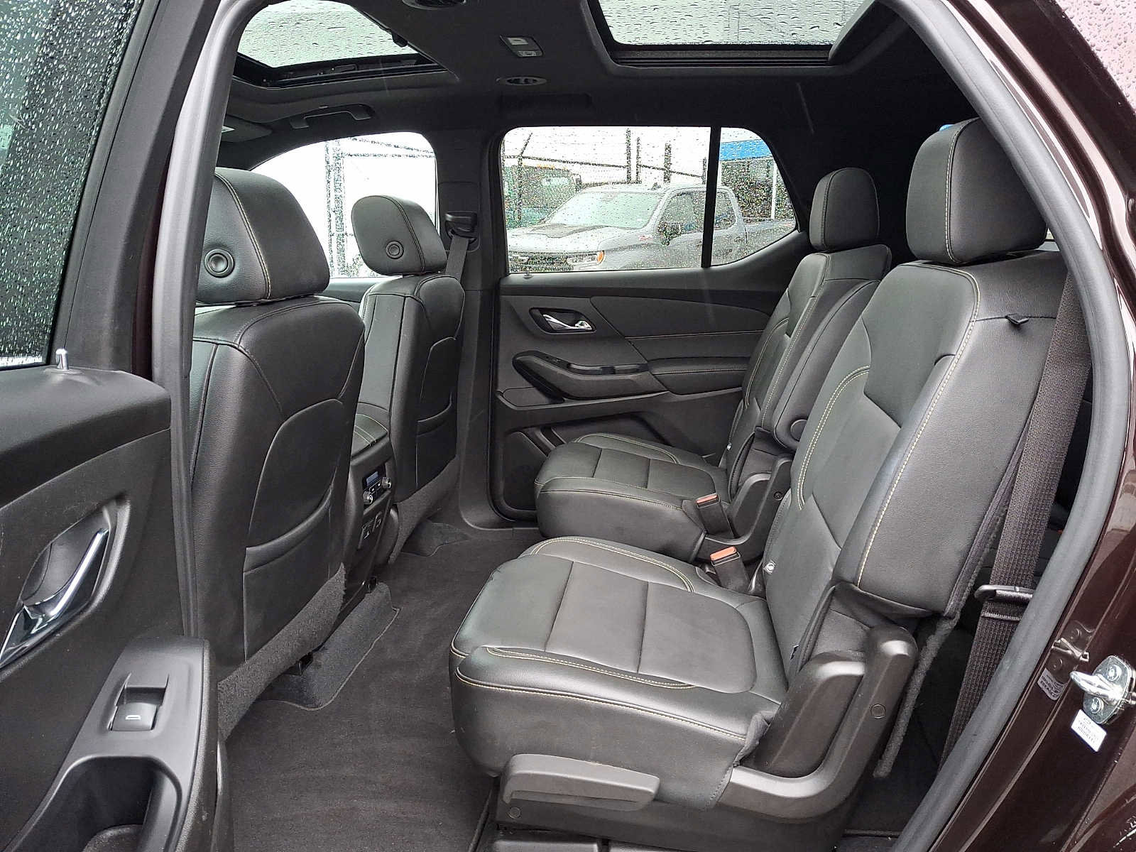 Certified 2022 Chevrolet Traverse LT w/ LT Premium Package image 10