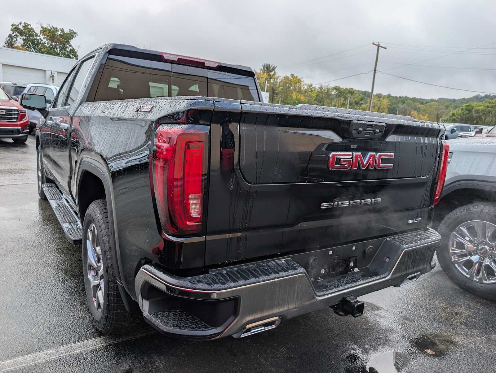 New 2026 GMC Sierra 1500 SLT w/ SLT Premium Package AWD/4WD image 10