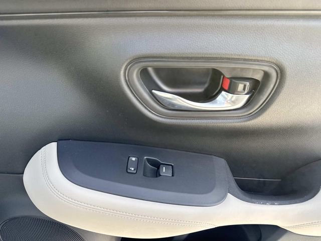 Used 2024 Honda HR-V LX image 14