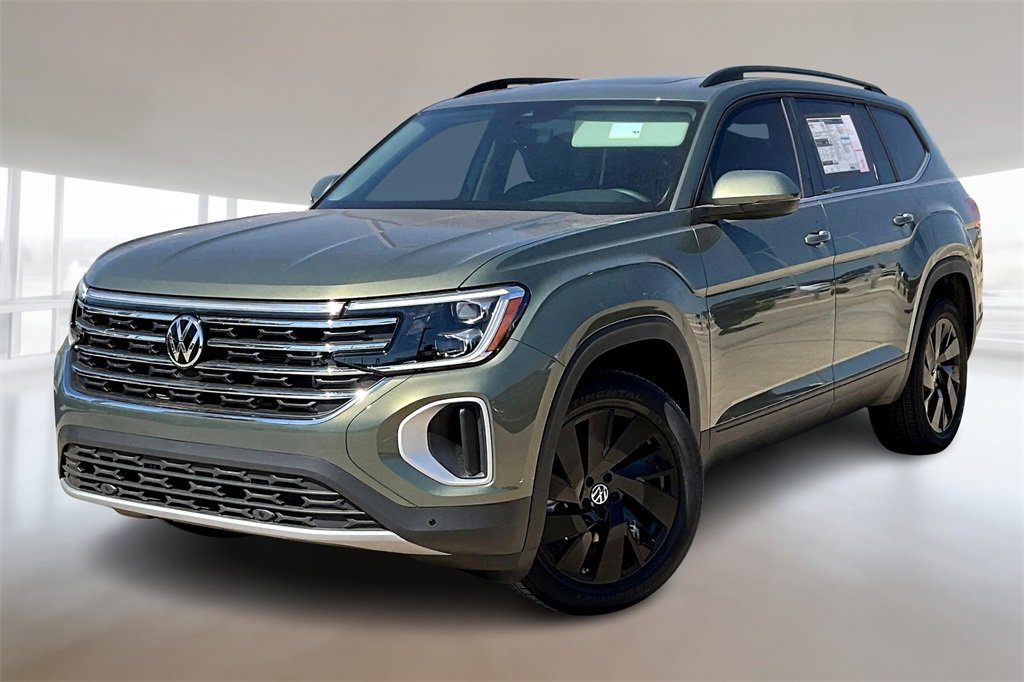 New 2026 Volkswagen Atlas SE image 1