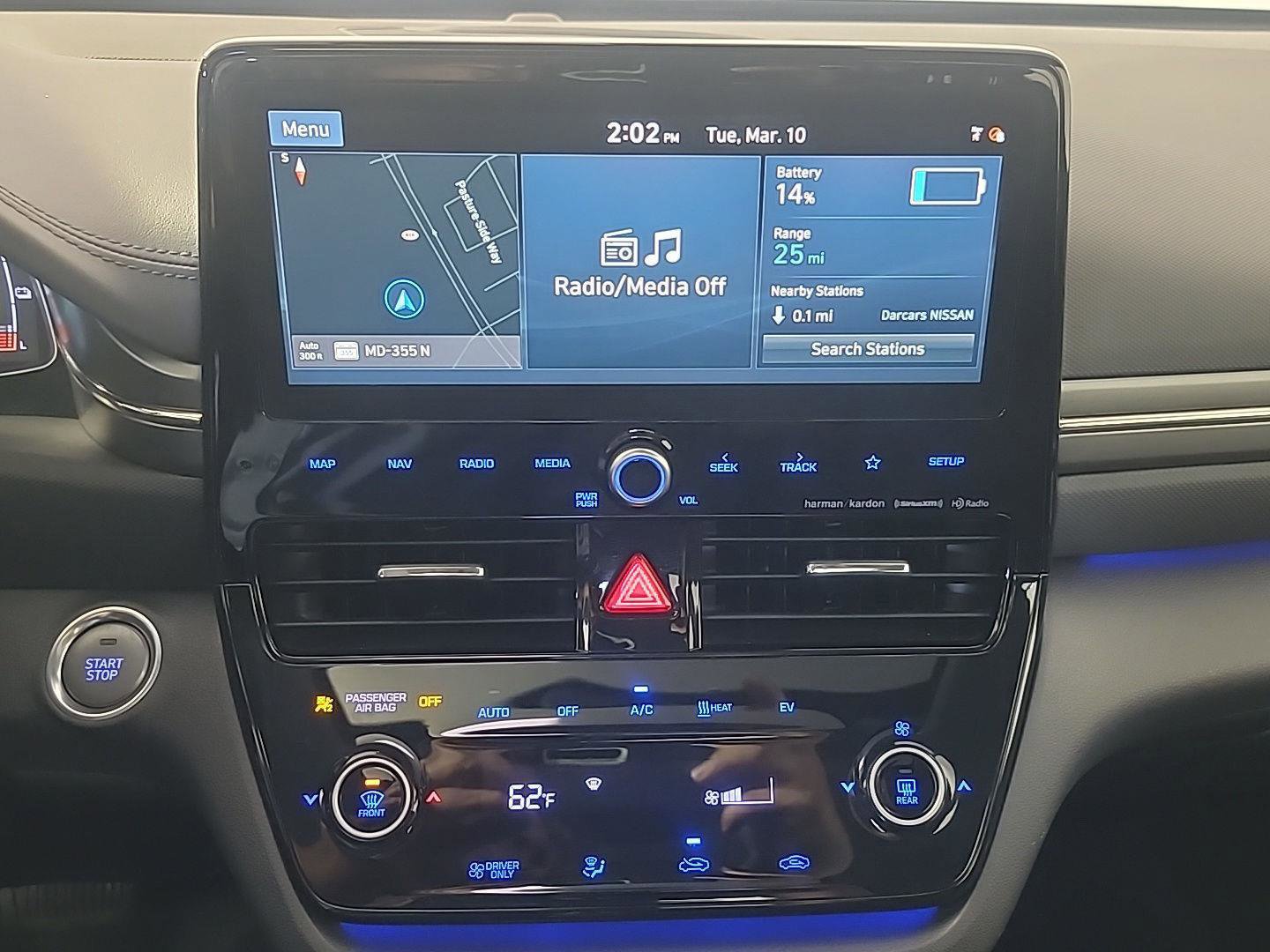 Used 2020 Hyundai Ioniq Limited image 27