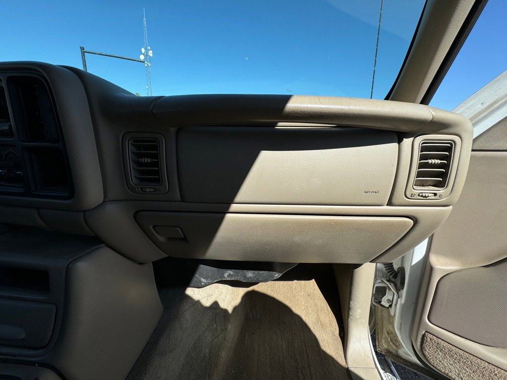 Used 2001 Chevrolet Silverado 1500 LS w/ Off-Road Skid Plate Pkg image 24