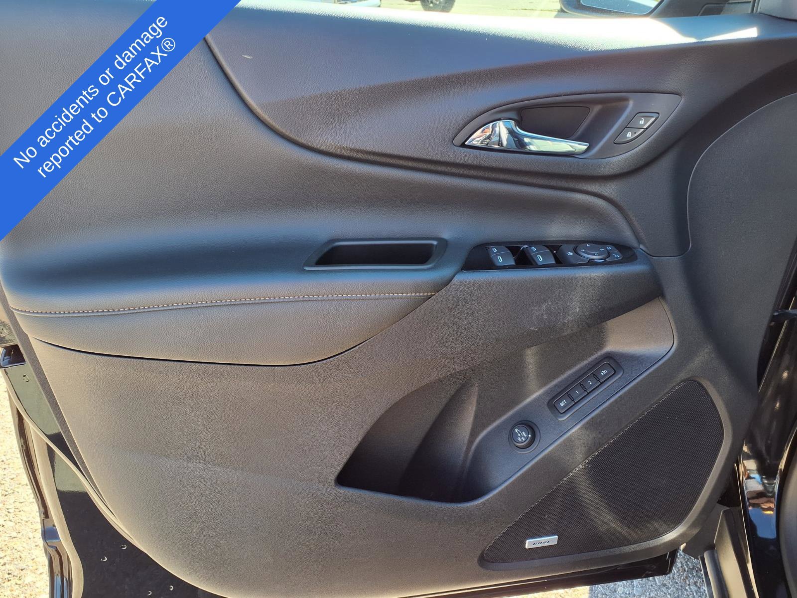 Used 2023 Chevrolet Equinox Premier AWD/4WD image 15