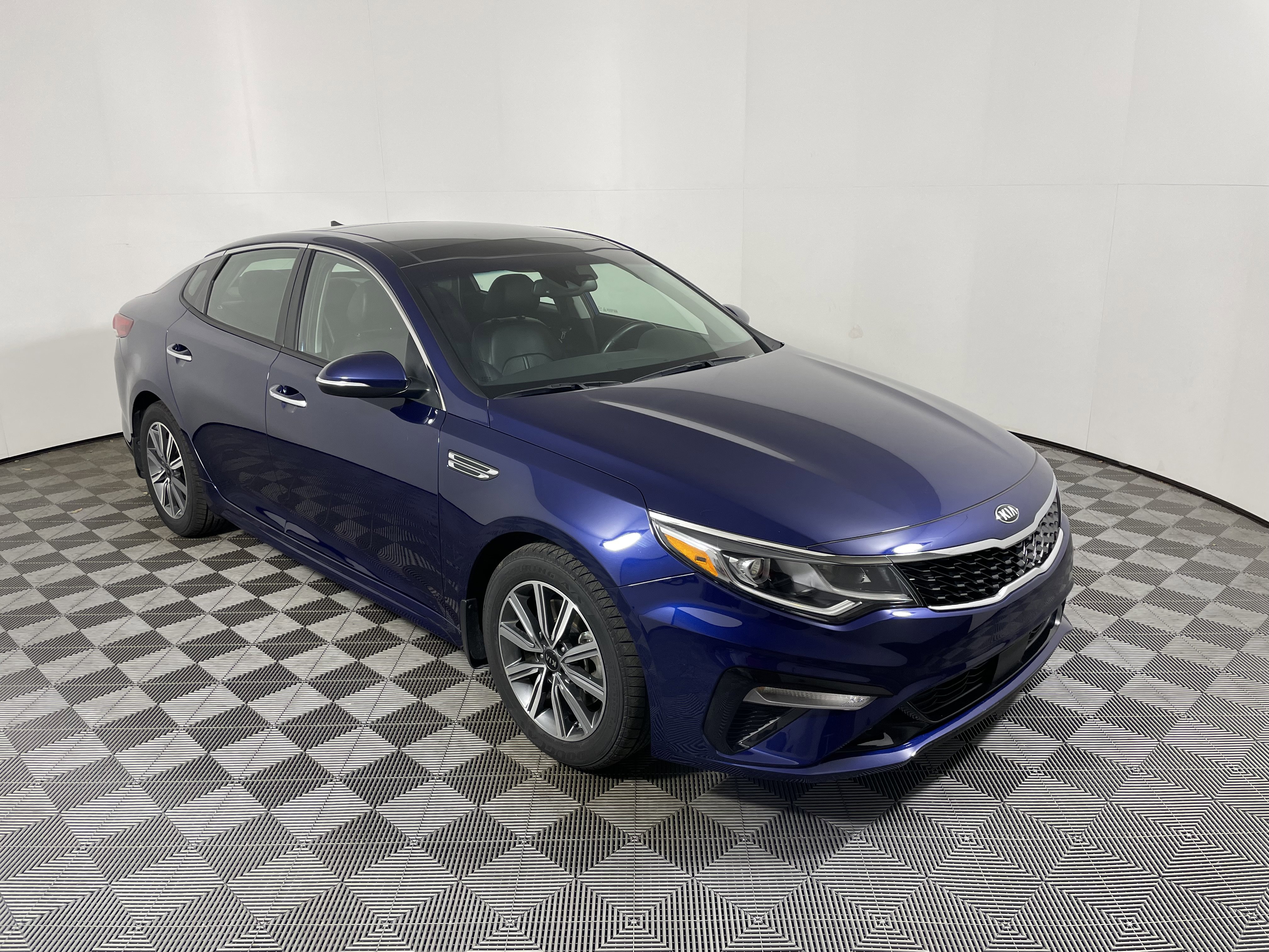 Used 2020 Kia Optima Premium image 7
