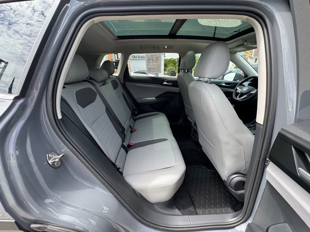 Certified 2023 Volkswagen Taos SE w/ Panoramic Sunroof Package FWD image 23