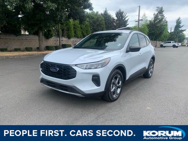 Certified 2025 Ford Escape ST-Line w/ Equipment Group 301A FWD image 1