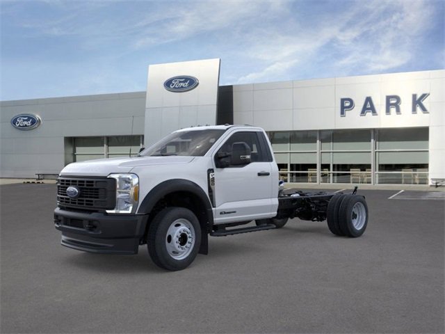 New 2025 Ford F450 4x4 Regular Cab Super Duty