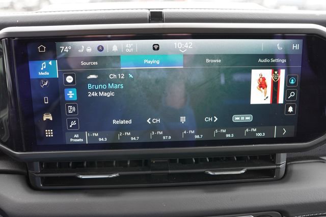 Certified 2025 Jeep Wrangler Unlimited Rubicon 4xe w/ Safety Group image 24