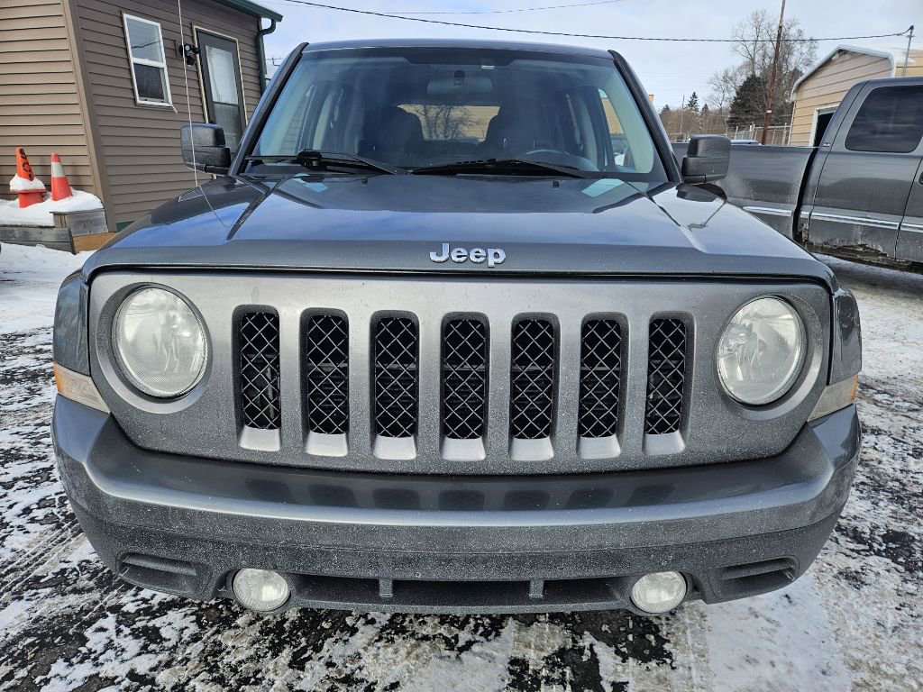 Used 2013 Jeep Patriot Latitude w/ Sun/Sound Group image 4