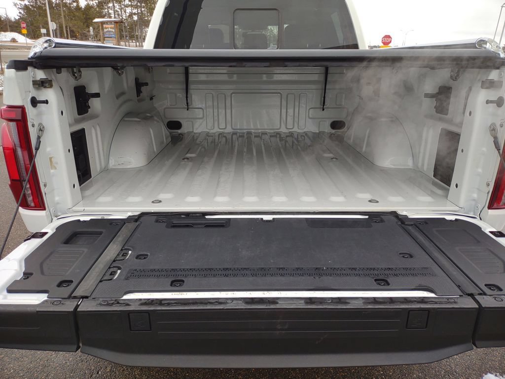 Used 2024 Ford F150 Lariat w/ Bed Utility Package AWD/4WD image 22