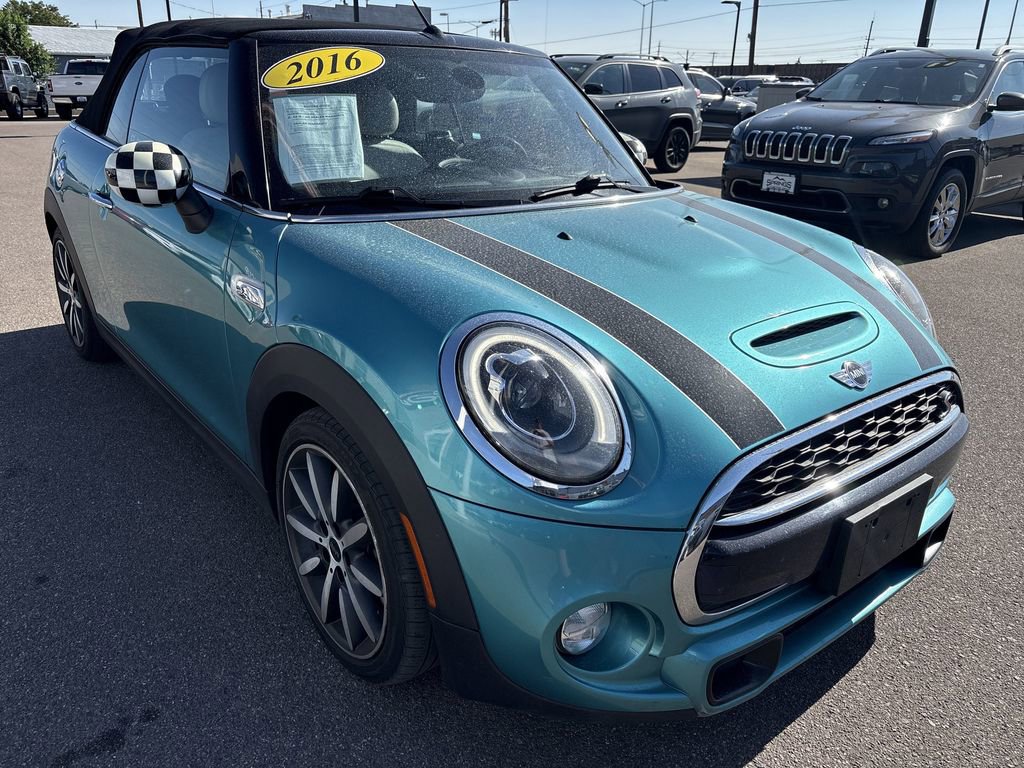 Used 2016 MINI Cooper S image 7