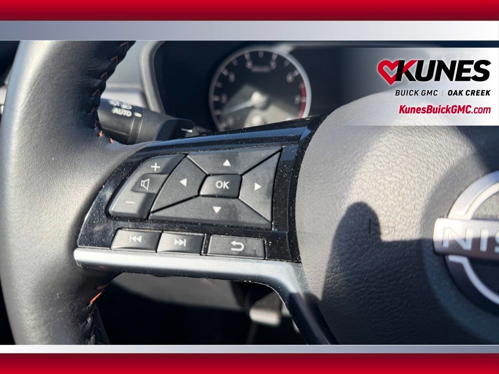 Used 2025 Nissan Altima 2.5 SR FWD image 9