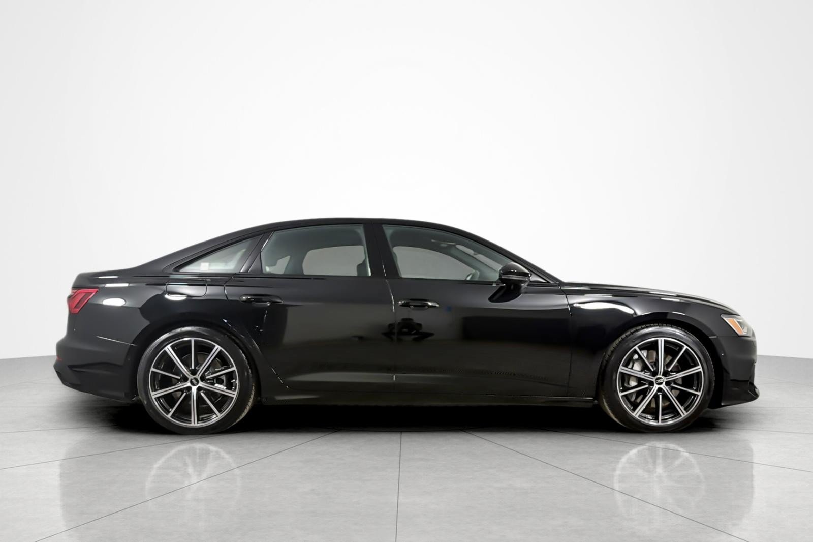 Used 2025 Audi A6 3.0T Premium w/ Convenience Plus Package AWD/4WD image 6