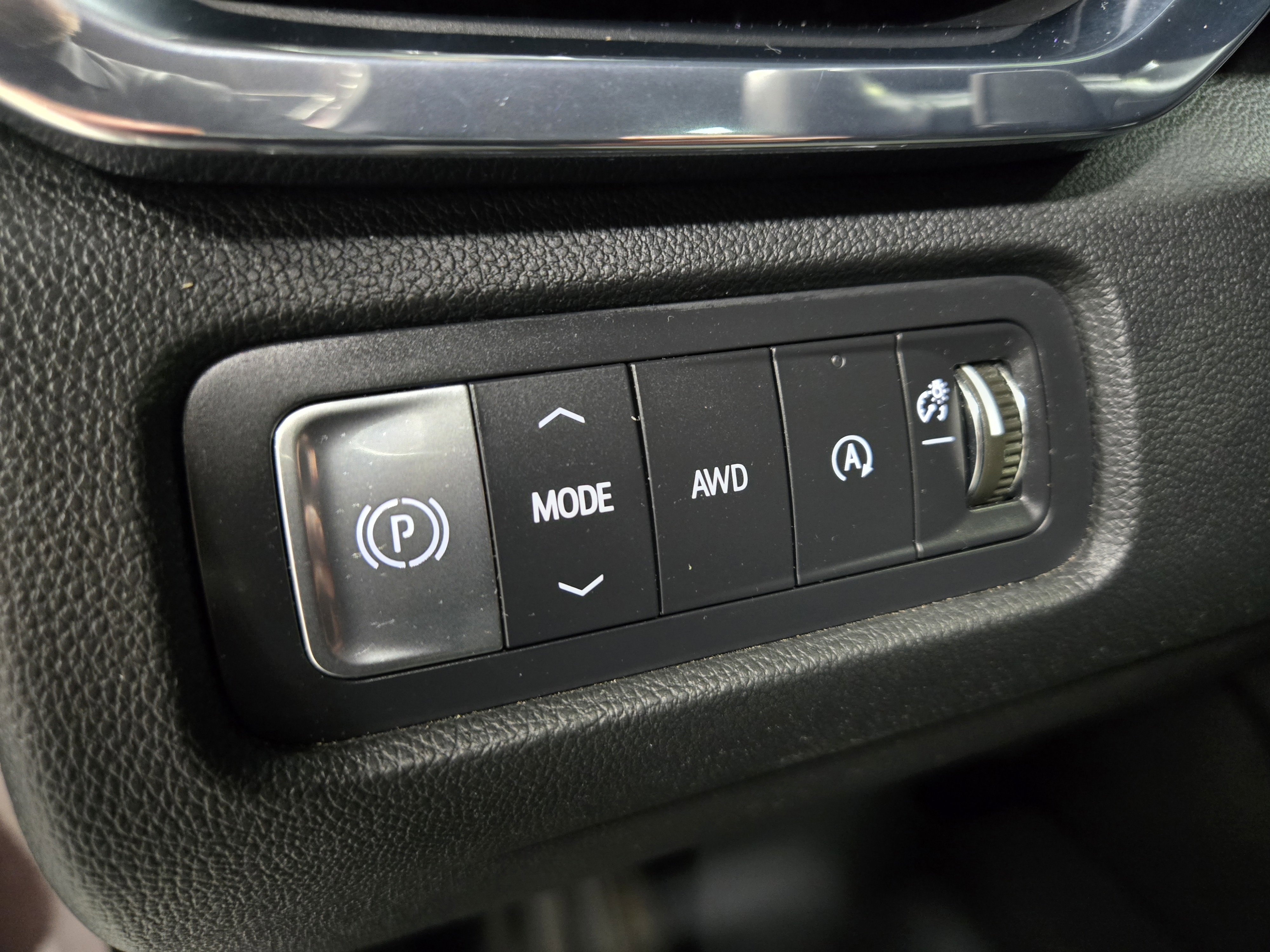 Certified 2025 GMC Acadia Elevation image 13