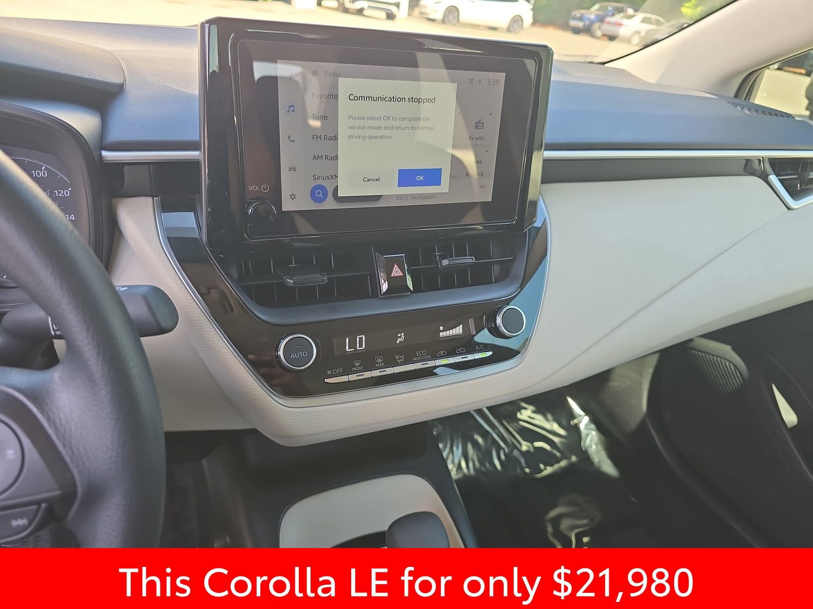 Used 2025 Toyota Corolla LE image 25