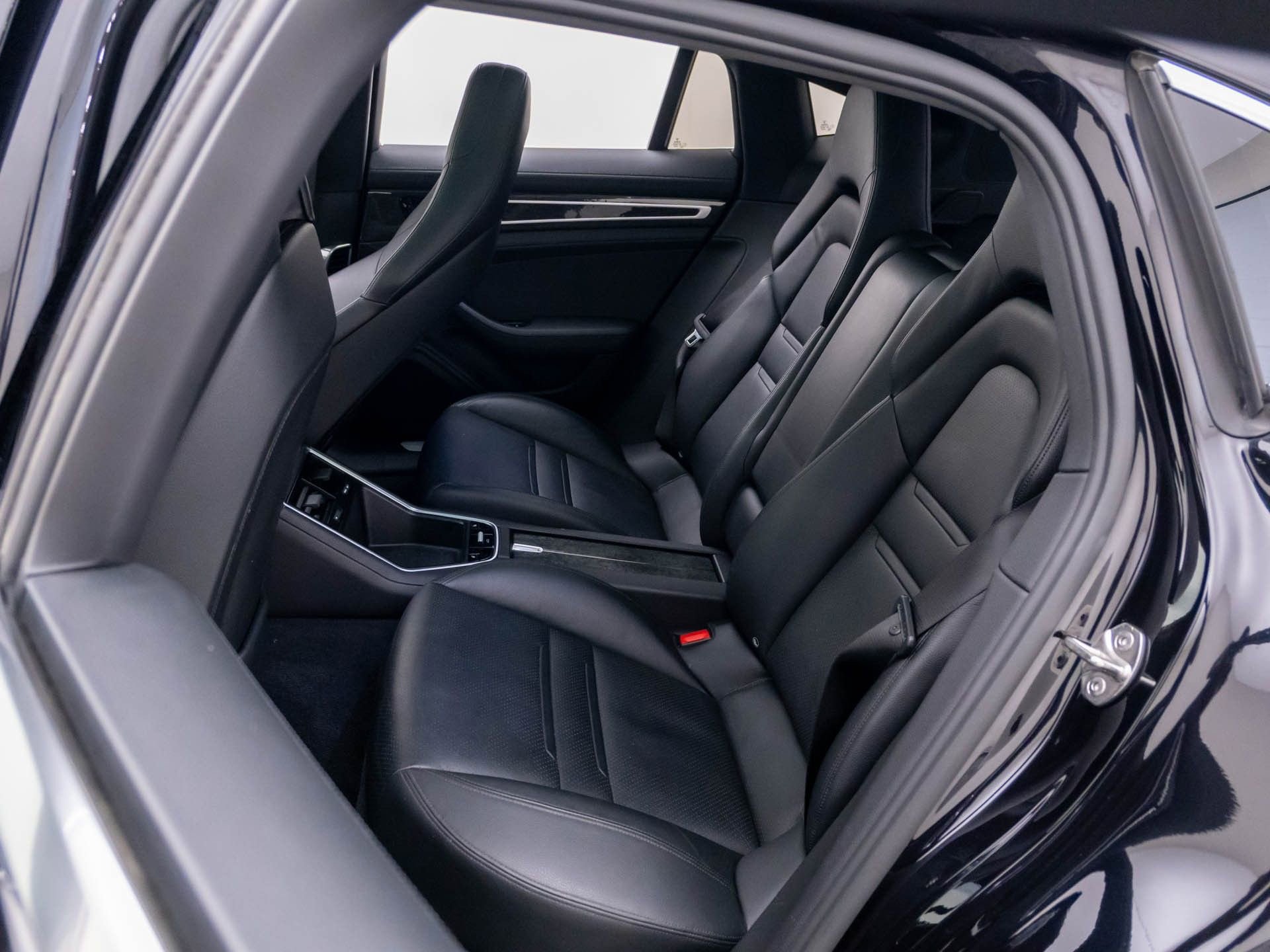 Used 2017 Porsche Panamera 4S image 16