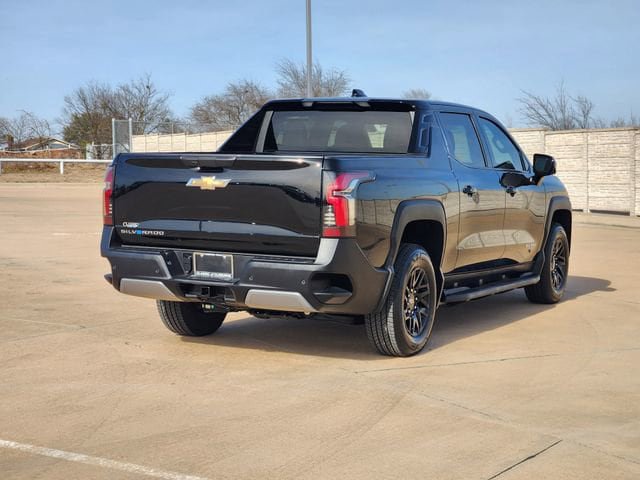 New 2026 Chevrolet Silverado EV LT image 12