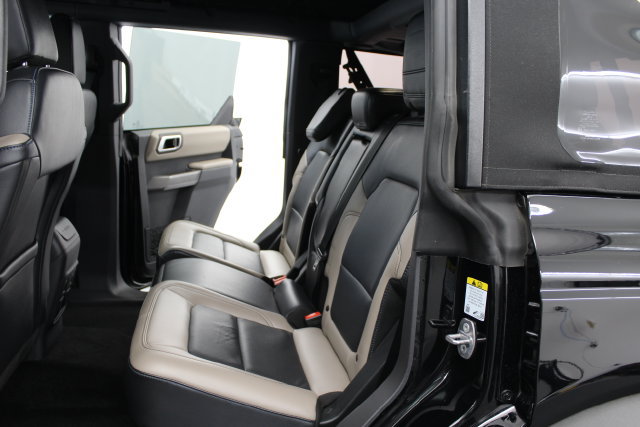 Used 2023 Ford Bronco Wildtrak AWD/4WD image 24