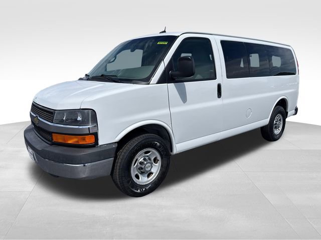 Used 2015 Chevrolet Express 2500 LT w/ LT Preferred Equipment Group RWD image 1