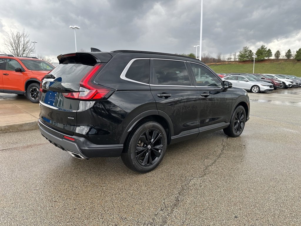 Used 2024 Honda CR-V Sport Touring image 3