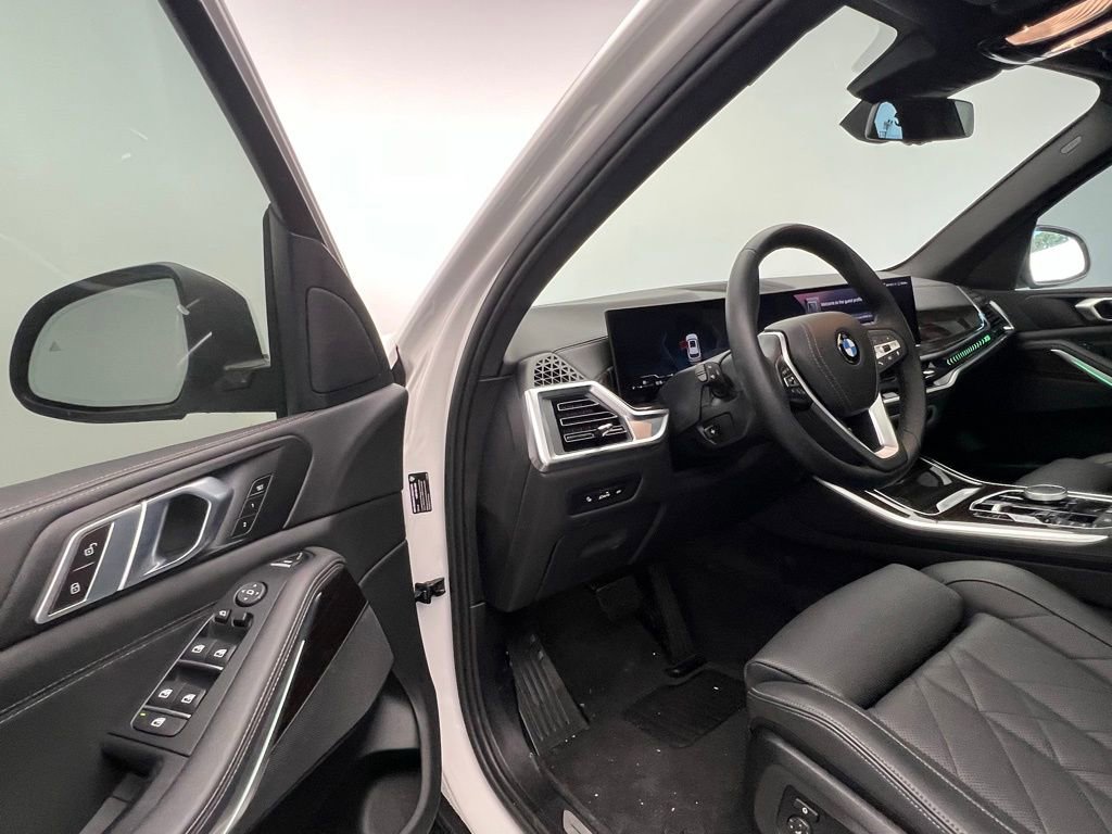 Certified 2024 BMW X5 xDrive40i w/ Parking Assistance Package image 22