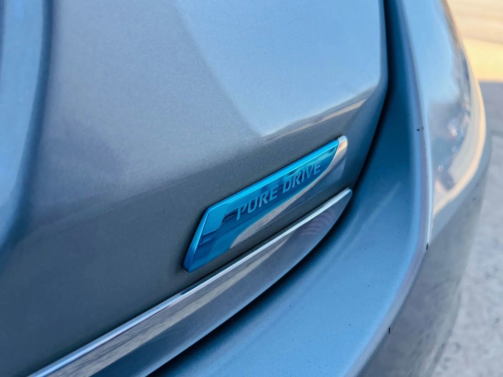 Used 2015 Nissan Versa Note SR w/ Chrome Package image 14