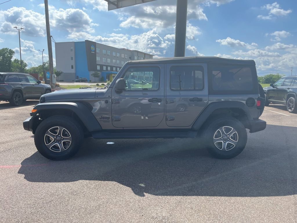 Used 2021 Jeep Wrangler Unlimited Sport AWD/4WD image 4