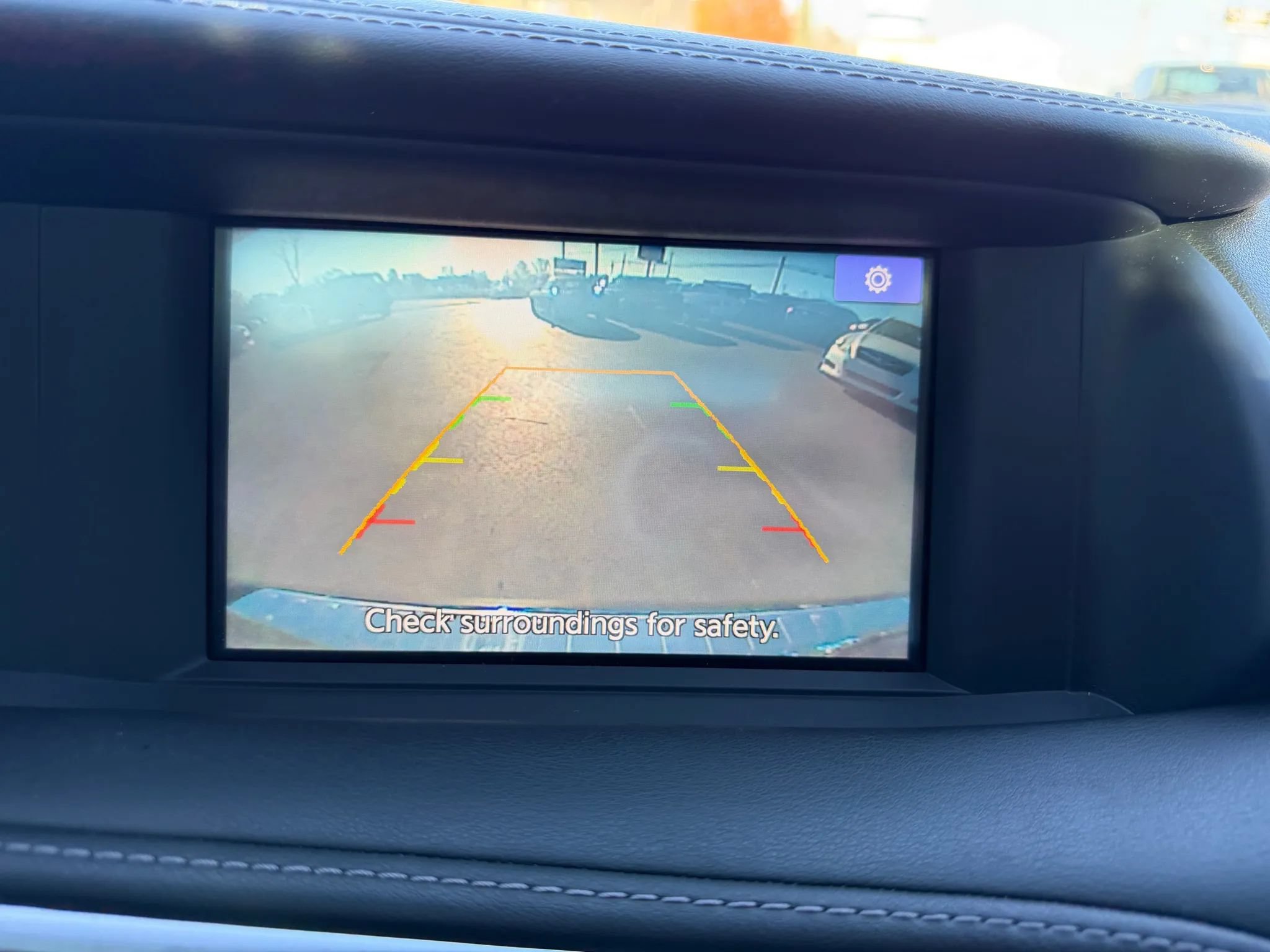Used 2018 INFINITI QX30 Premium w/ Navigation Package AWD/4WD image 20