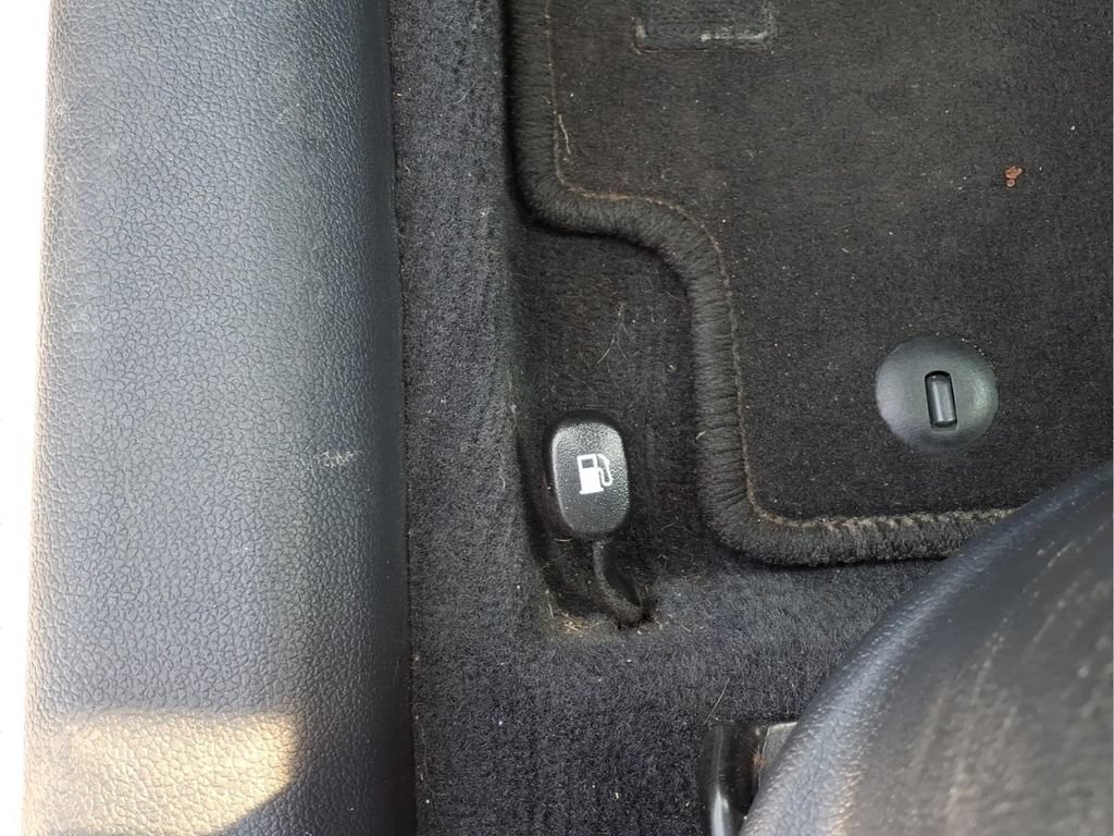 Used 2014 Kia Rio LX FWD image 30