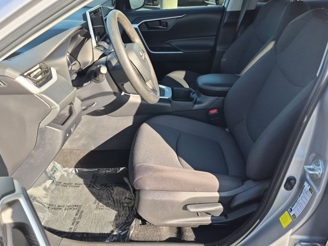 Certified 2024 Toyota RAV4 LE AWD/4WD image 9