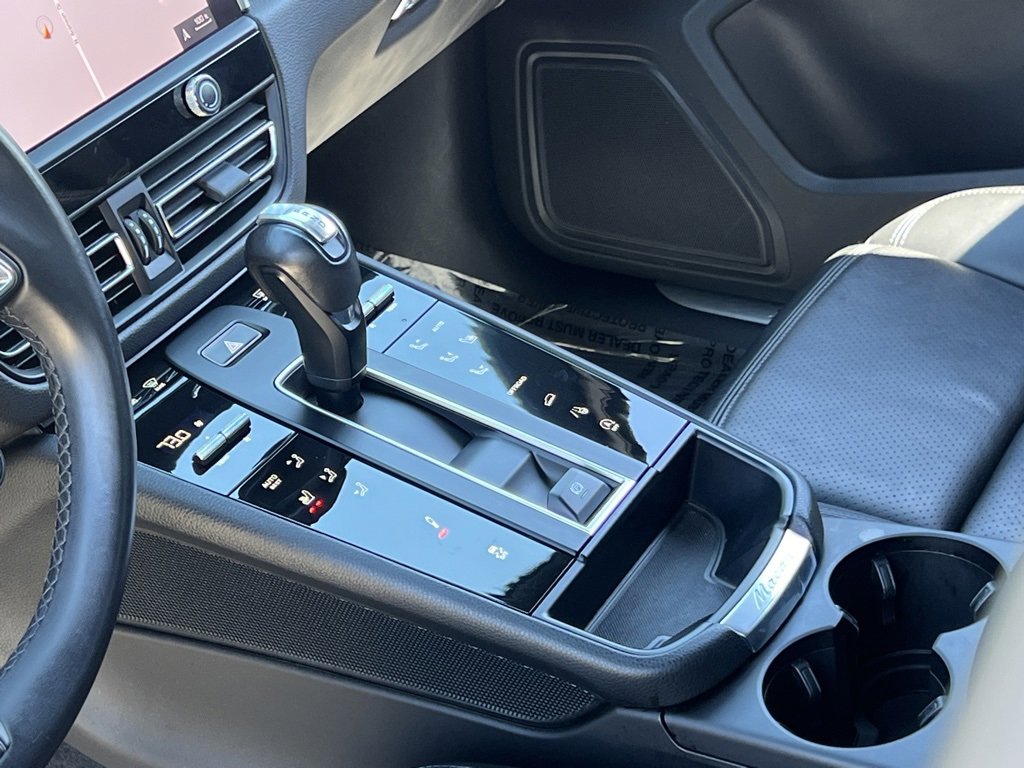 Used 2023 Porsche Macan S w/ Sport Chrono Package image 38