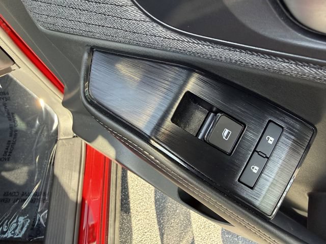 Used 2023 Nissan Rogue SV FWD image 37