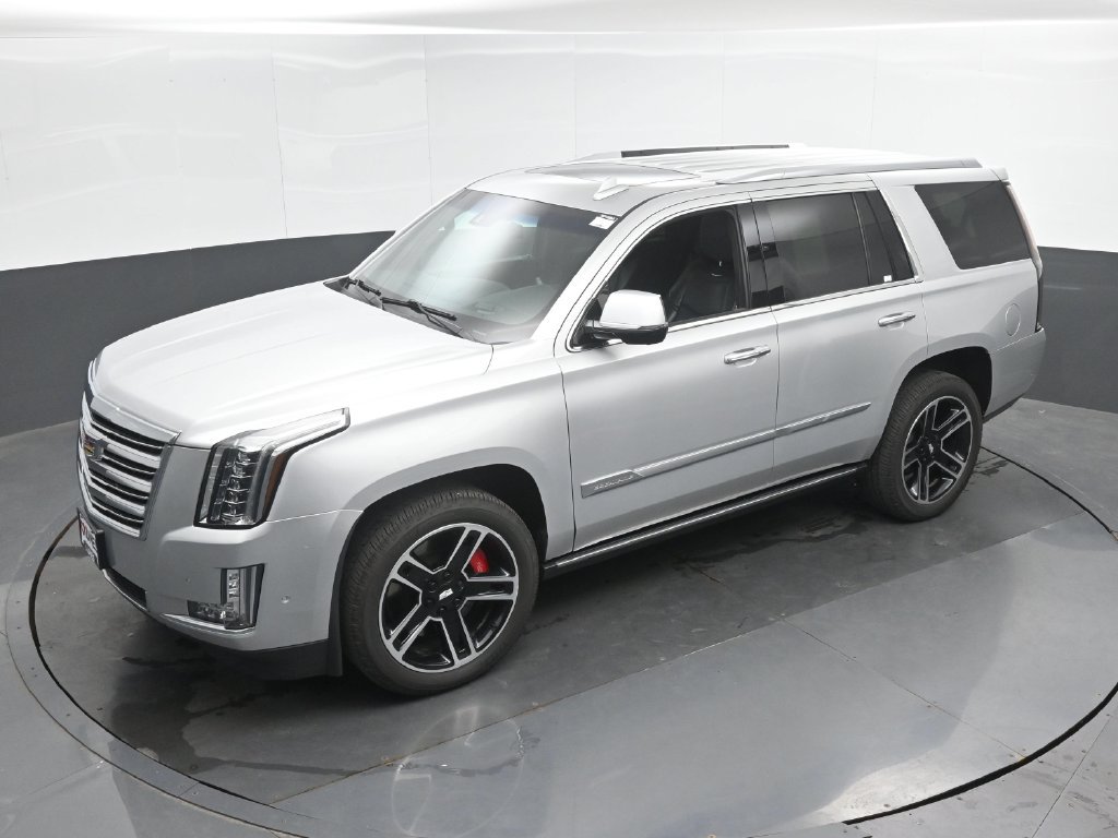 Used 2018 Cadillac Escalade Platinum AWD/4WD image 39
