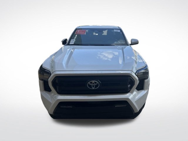 Used 2025 Toyota Tacoma SR5 AWD/4WD image 31