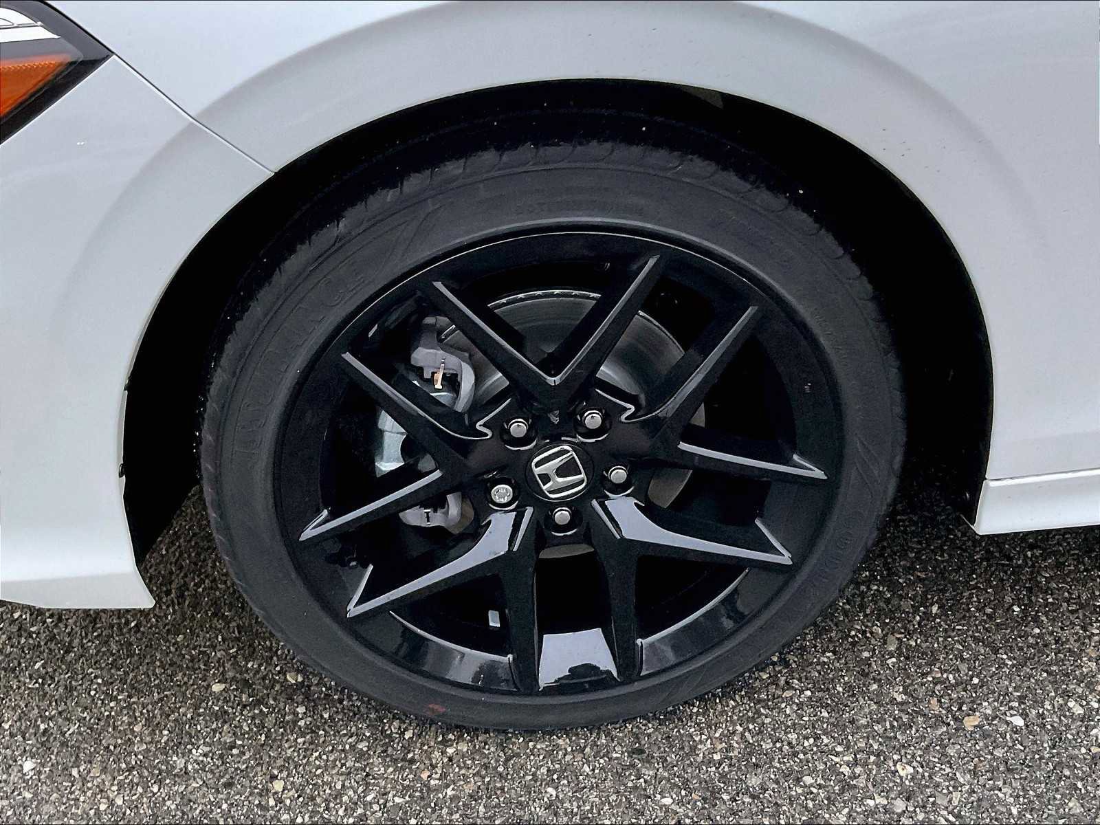 New 2025 Honda Civic Sport image 8