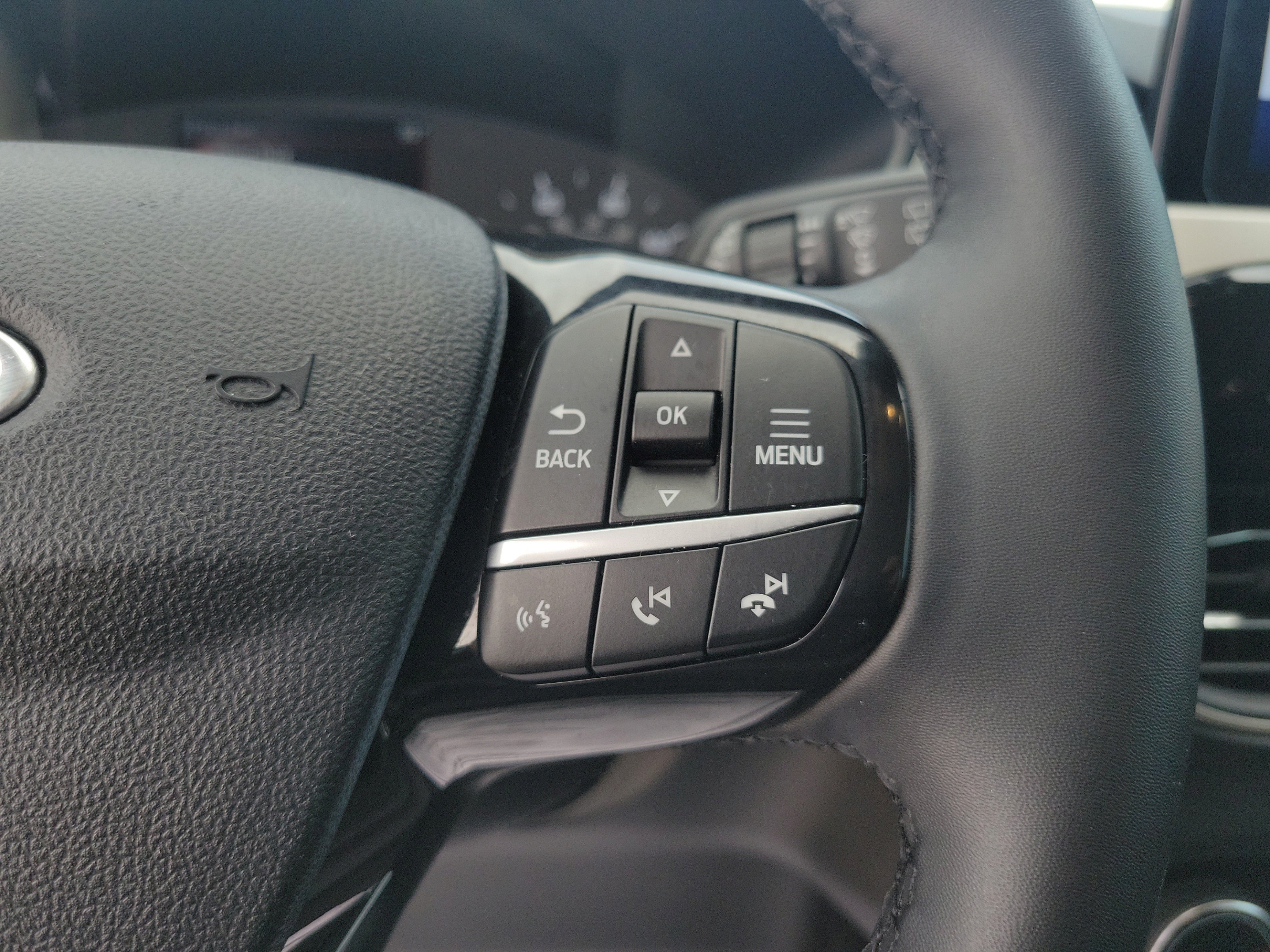 Used 2022 Ford Escape SEL FWD image 24