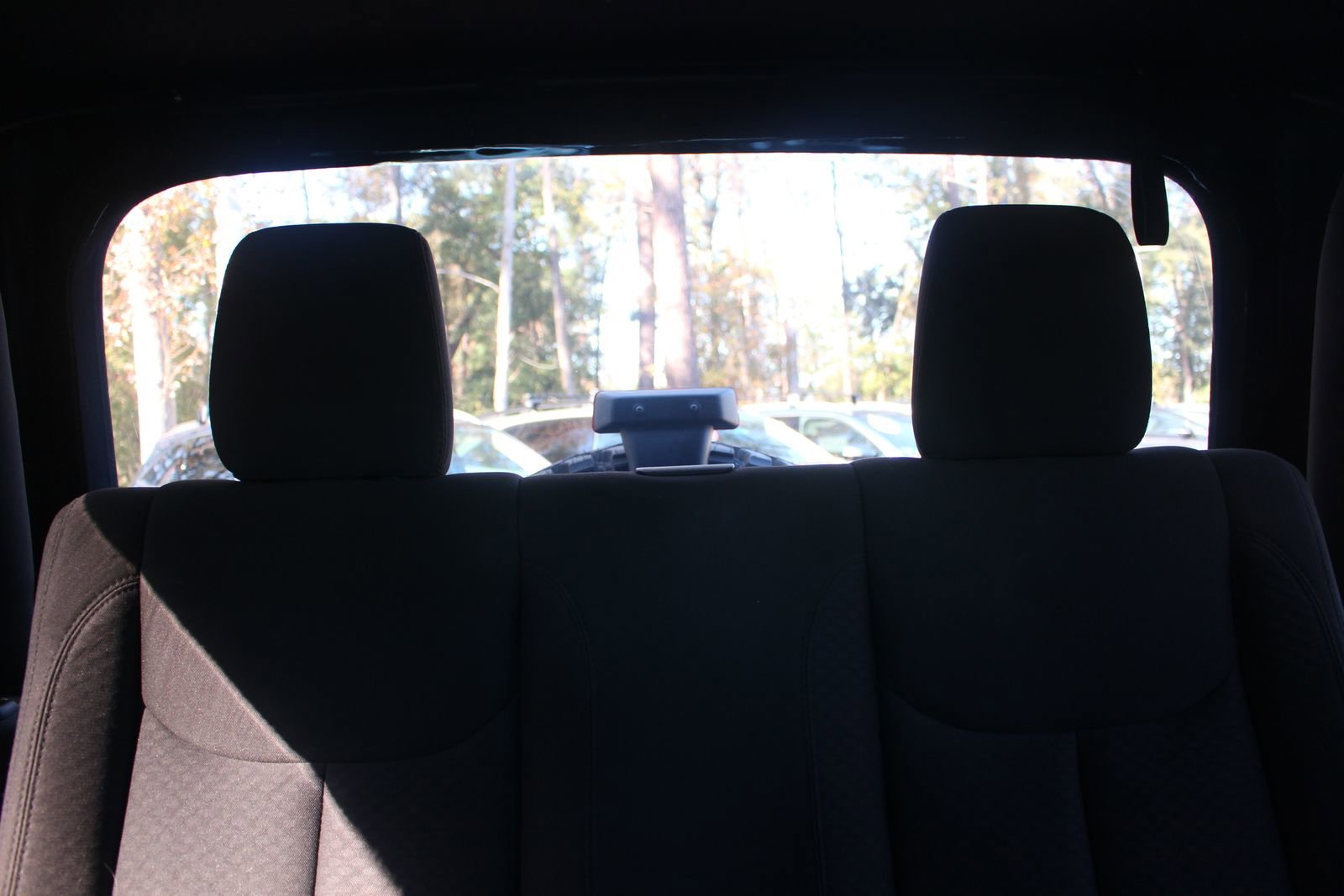 Used 2015 Jeep Wrangler Sport image 29