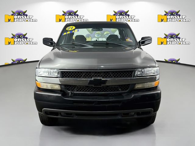 Used 2001 Chevrolet Silverado 2500 LS w/ Snow Plow Prep Pkg AWD/4WD image 2