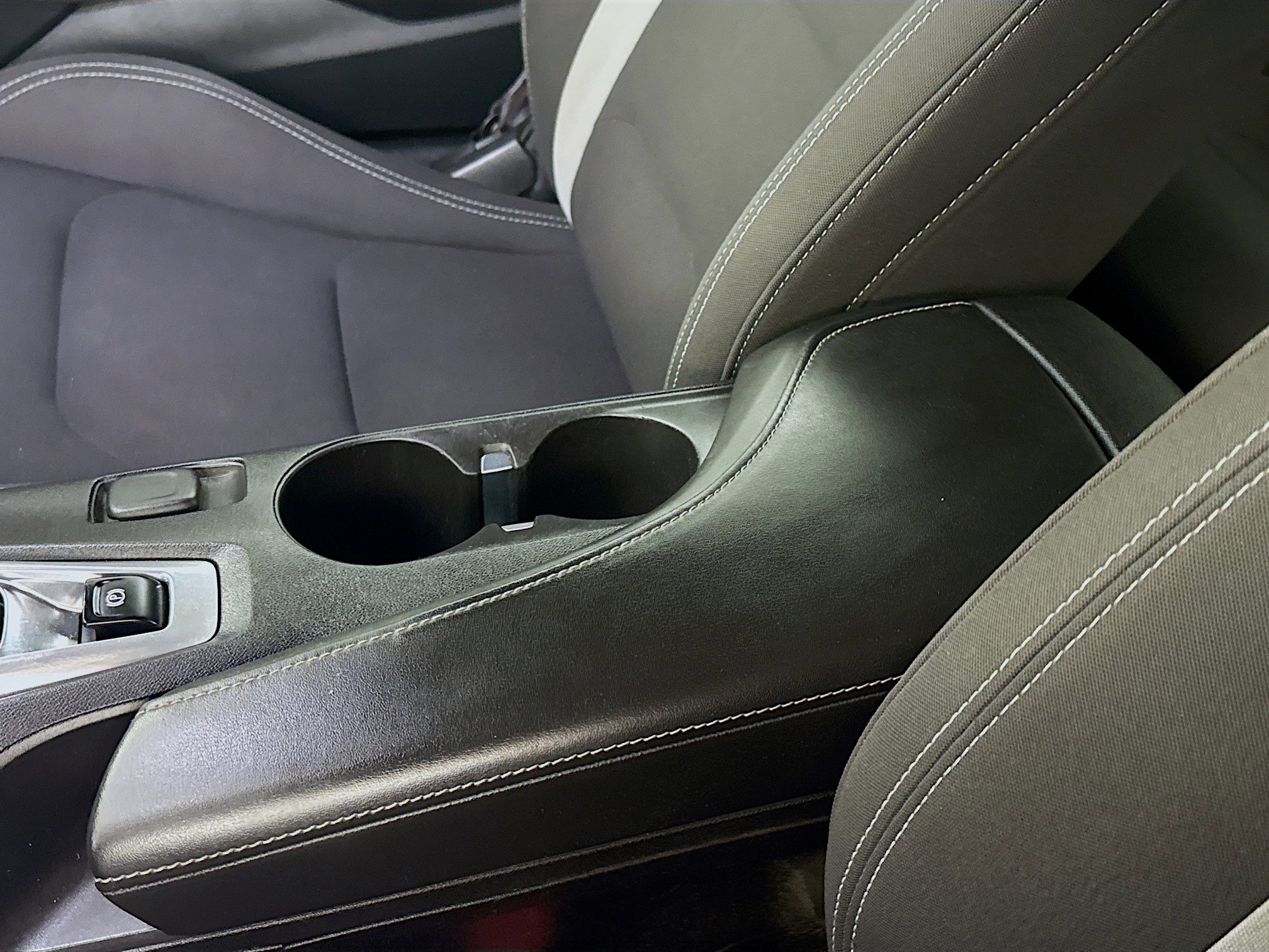 Used 2017 Chevrolet Camaro SS image 18