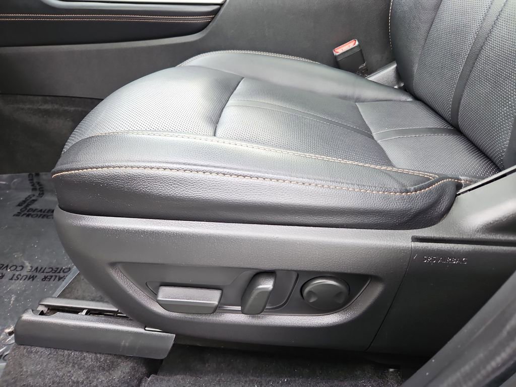 Used 2024 MAZDA CX-90 3.3 Turbo w/ Premium Package image 28