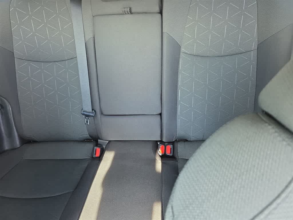 Used 2023 Toyota RAV4 XLE FWD image 16