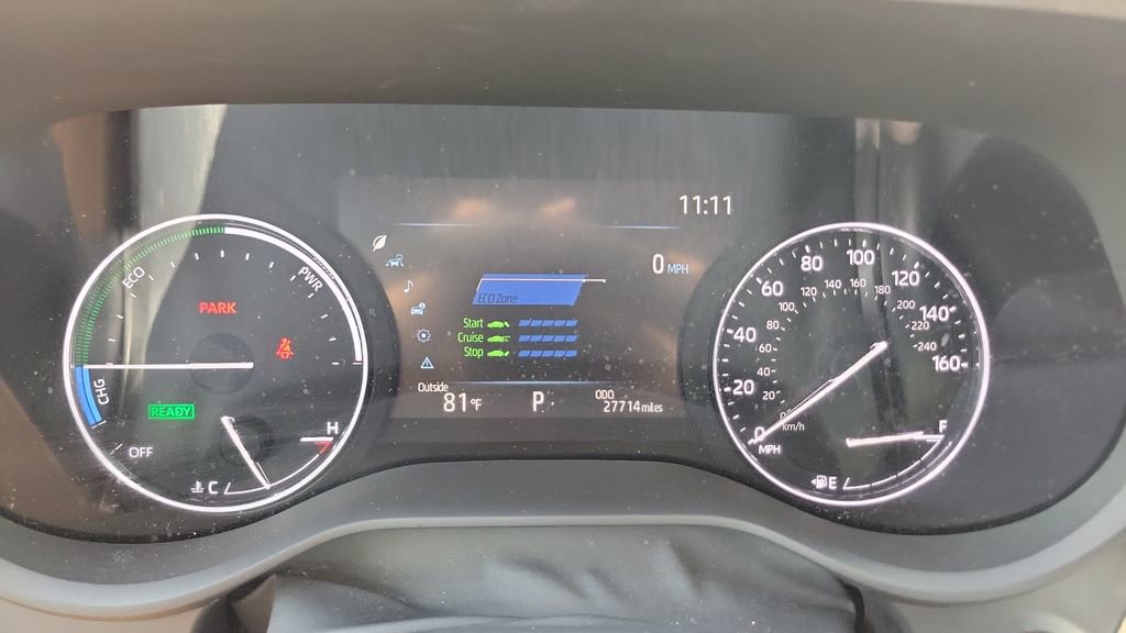 Used 2023 Toyota Sienna Platinum FWD image 23