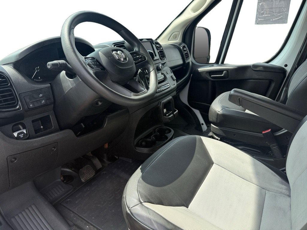 Used 2025 RAM ProMaster 2500 w/ Convenience Group FWD image 10