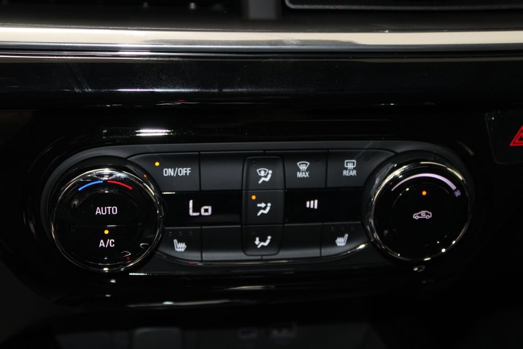 New 2026 Chevrolet Trax RS w/ Driver Confidence Package FWD image 41