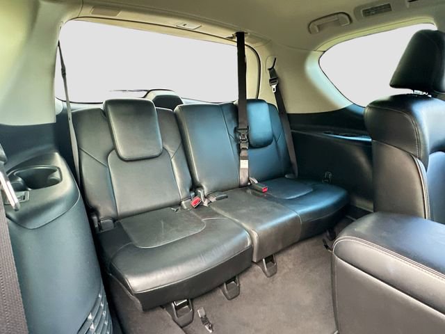 Used 2017 INFINITI QX80 4WD w/ Driver Assistance Package image 31