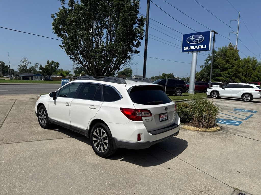 Used 2015 Subaru Outback 2.5i Limited AWD/4WD image 5