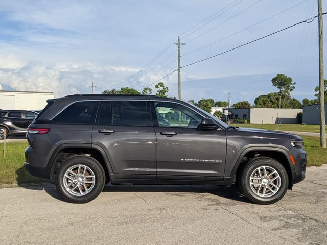 New 2025 Jeep Grand Cherokee Laredo X RWD image 3