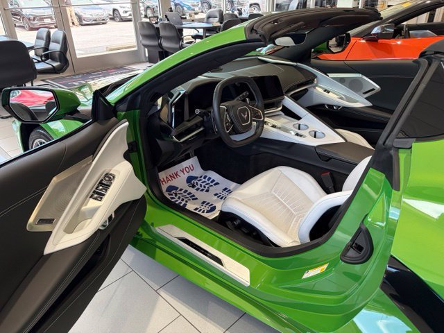 Used 2026 Chevrolet Corvette Stingray Preferred Conv w/ Z51 Performance Package RWD image 24