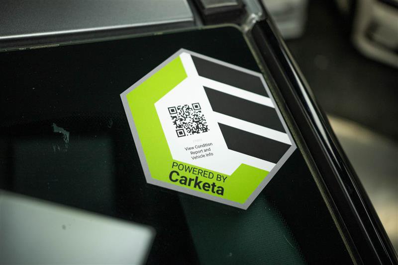 Used 2022 Ford Explorer XLT w/ Equipment Group 202A image 25